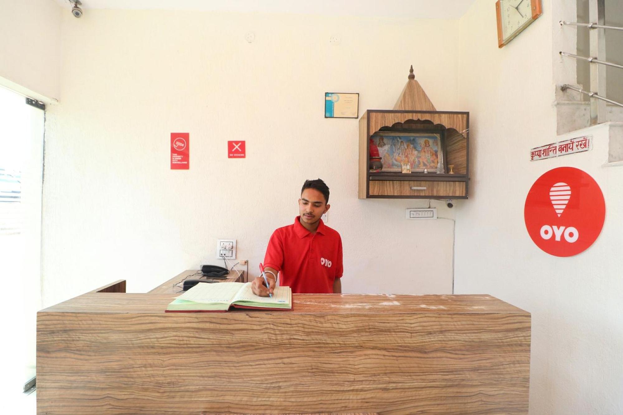 Oyo Hotel Kailash Regency Ludhiana Exteriör bild